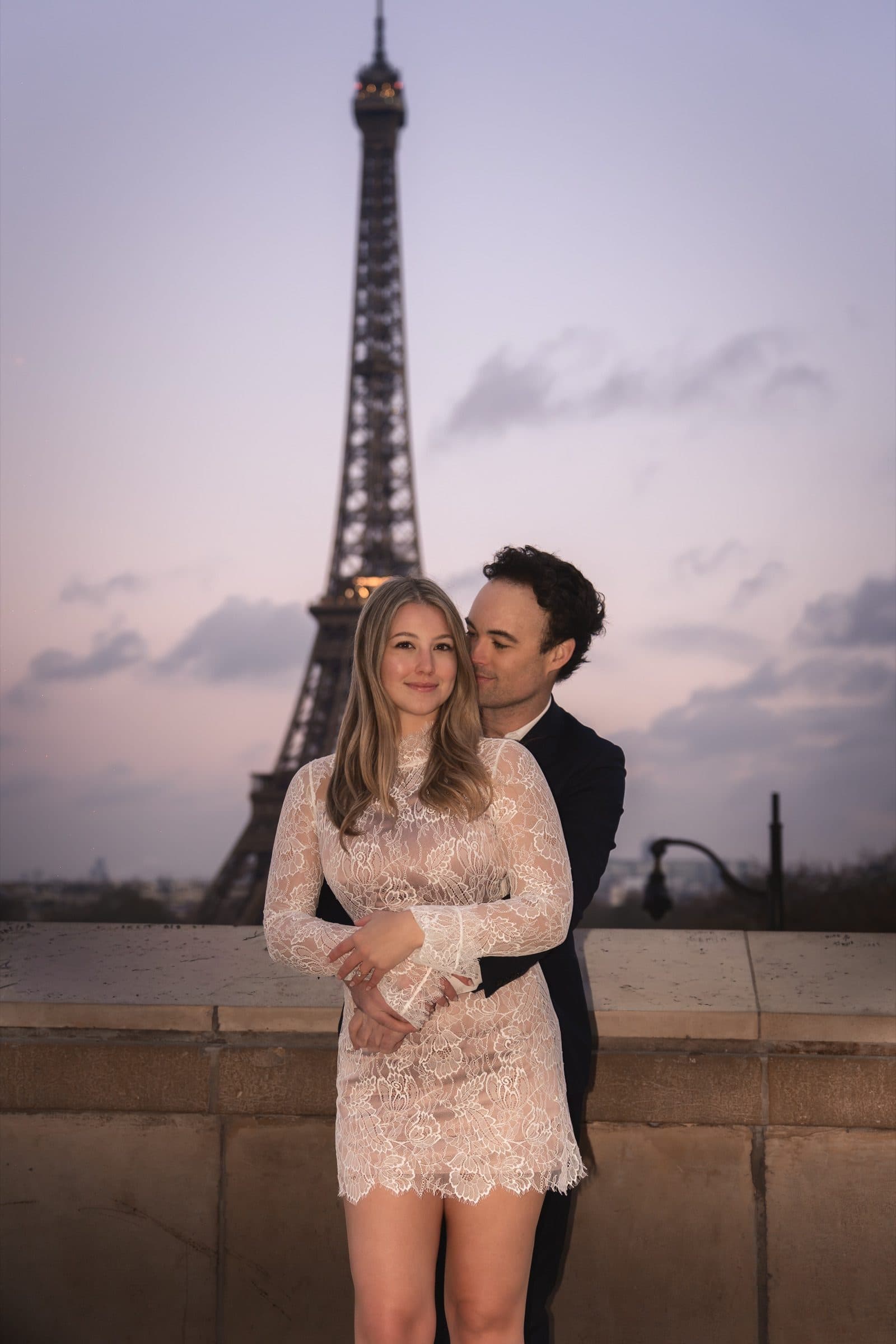A couple in portrait, at Trocadéro